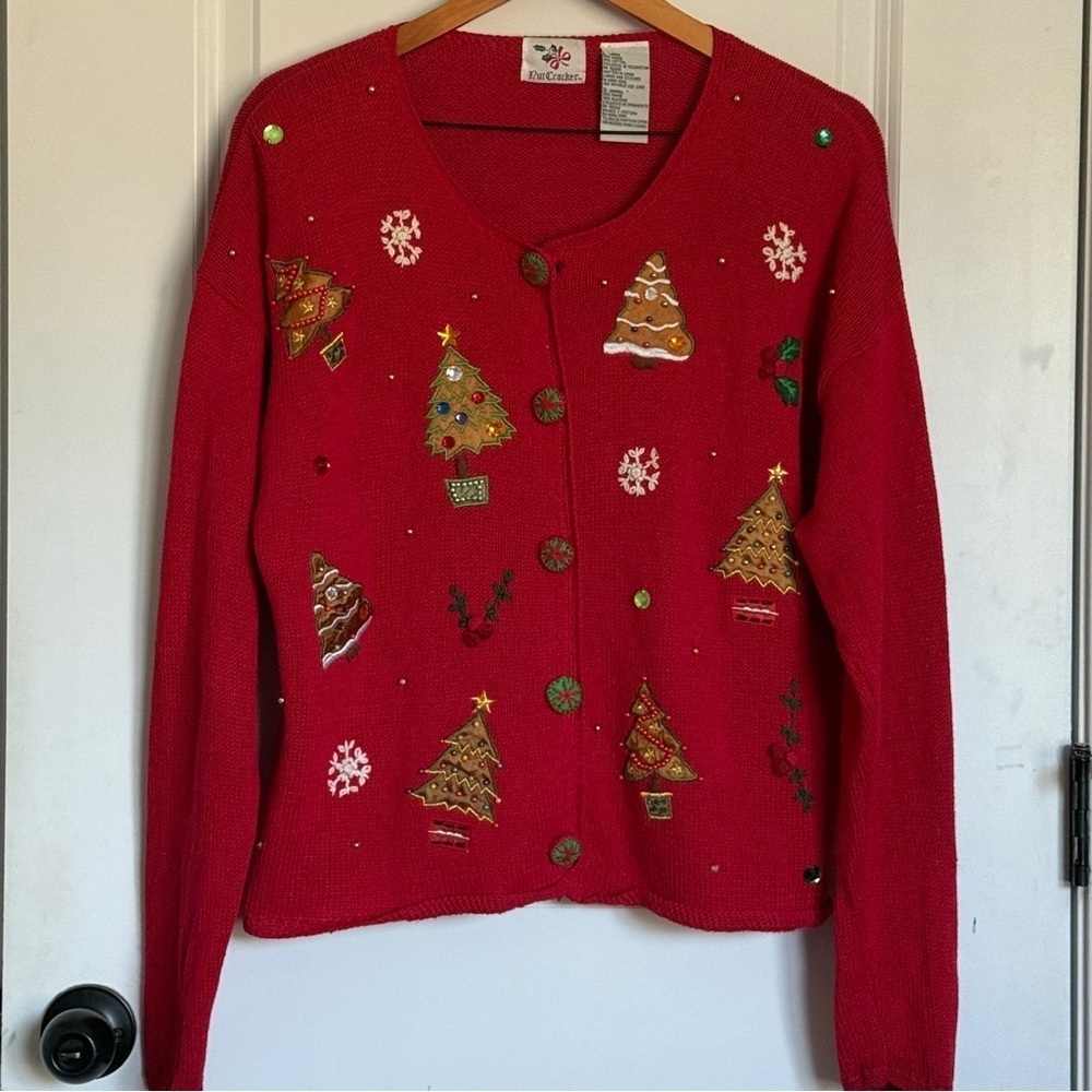 Vintage Nut Cracker Holiday Red Sweater with Festive Tree Design Size L
